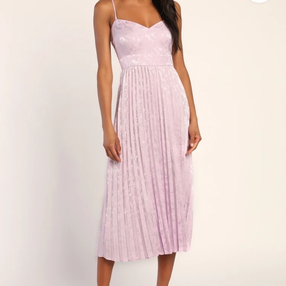 Lulus Regal Romance Lavender Floral Pleated Satin Midi Dress- Size S - Picture 1 of 7